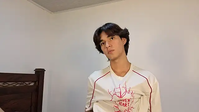 Raven Eclipse online show from December 2025 10:16:02 PM