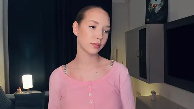 MerlePalaia online show from November 2025 08:08:02 PM