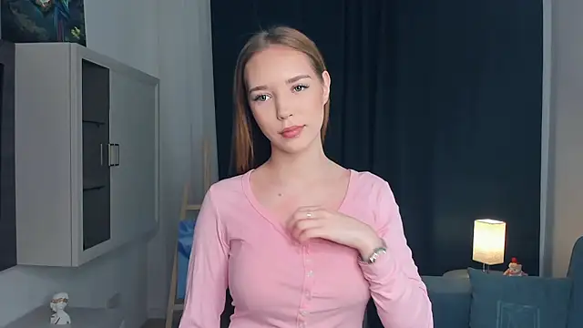 MerlePalaia online show from December 2025 06:13:02 PM