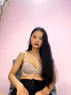 Snapshot of lung-linh chatting on November 2025 02:06:01 PM lung-linh online show from November 2025 02:06:01 PM