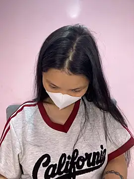 Snapshot of lung-linh chatting on December 2025 12:43:01 PM lung-linh online show from December 2025 12:43:01 PM