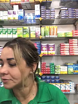 Snapshot of imoly_ chatting on November 2025 01:24:01 PM imoly online show from November 2025 01:24:01 PM