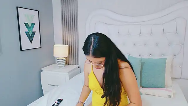 ScarlettPetrova online show from April 2026 11:22:02 AM