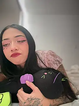 JIORYOvO online show from February 2026 10:22:01 PM