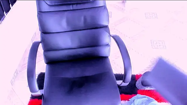 soy Aron online show from November 2025 08:49:01 PM