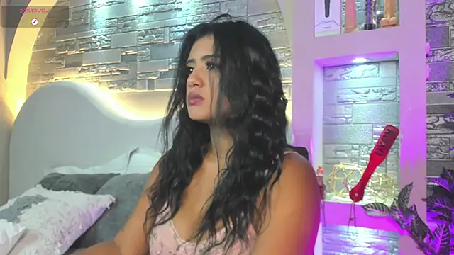 Snapshot of Karla_61 chatting on November 2025 07:45:02 PM Karla 61 online show from November 2025 07:45:02 PM