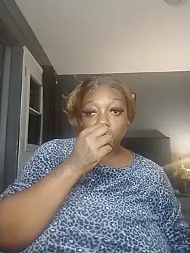 Snapshot of BiancaClarkson chatting on November 2025 03:45:01 AM BiancaClarkson online show from November 2025 03:45:01 AM