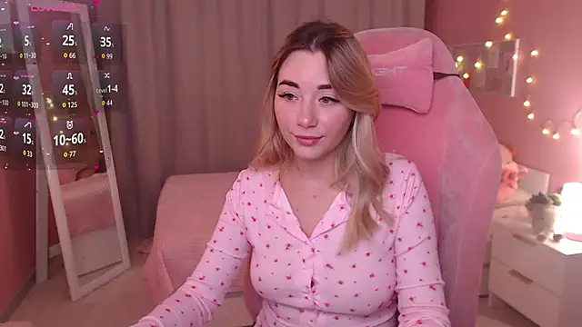 Rosie Mac online show from December 2025 01:11:01 AM