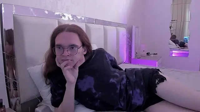 Snapshot of Mark_Glover chatting on November 2025 10:25:02 AM Mark Glover online show from November 2025 10:25:02 AM