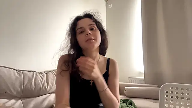 Snapshot of RosaleeSwint chatting on November 2025 09:51:02 AM RosaleeSwint online show from November 2025 09:51:02 AM