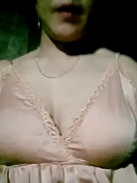 Snapshot of Sara_pusyy chatting on November 2025 06:08:02 PM Sara pusyy online show from November 2025 06:08:02 PM