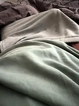 Snapshot of adamblunt59 chatting on January 2026 01:19:01 AM adamblunt59 online show from January 2026 01:19:01 AM