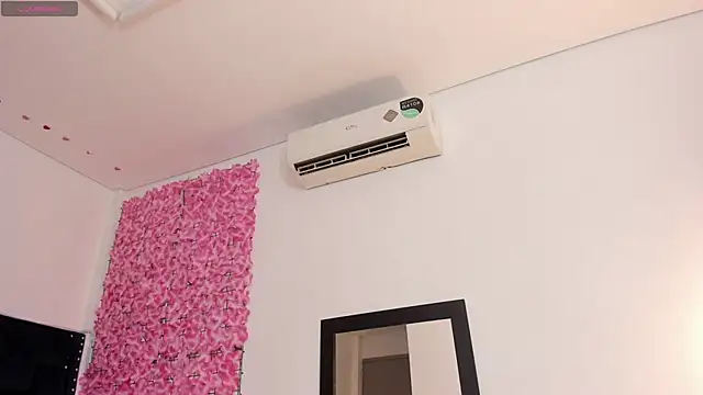 Snapshot of angie_harmony chatting on November 2025 12:16:01 PM angie harmony online show from November 2025 12:16:01 PM