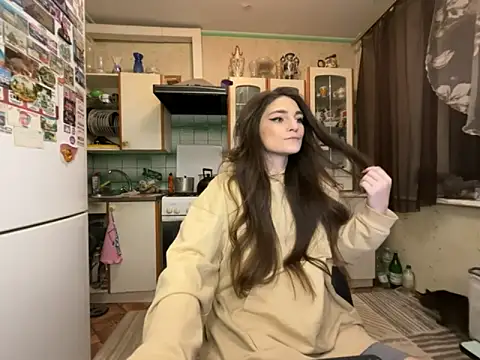 Snapshot of HelgaMun chatting on November 2025 05:57:01 PM HelgaMun online show from November 2025 05:57:01 PM