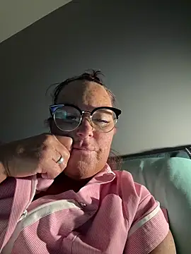 Snapshot of Angel-LinaX chatting on February 2026 10:08:01 PM Angel-LinaX online show from February 2026 10:08:01 PM