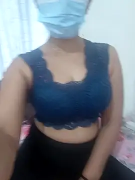 Aarti909090 online show from March 2026 11:43:02 AM