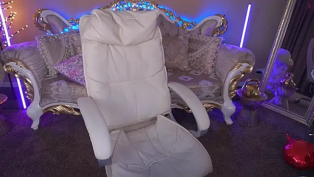 AmiraGoldd online show from February 2026 02:21:02 PM