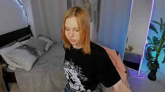 NaomiRosss online show from December 2025 11:41:01 AM