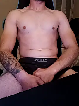 Snapshot of alberto_g93 chatting on December 2025 02:28:01 AM alberto g93 online show from December 2025 02:28:01 AM