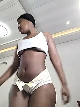 Snapshot of SweetSavage18 chatting on December 2025 08:14:01 PM SweetSavage18 online show from December 2025 08:14:01 PM