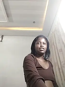 Snapshot of SweetSavage18 chatting on December 2025 08:48:01 PM SweetSavage18 online show from December 2025 08:48:01 PM