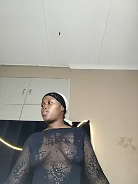 SweetSavage18 online show from August 2026 11:39:02 PM
