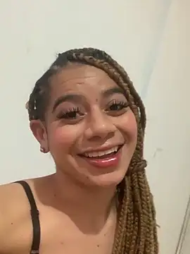 Snapshot of Megan2026 chatting on November 2025 07:37:01 PM Megan2026 online show from November 2025 07:37:01 PM