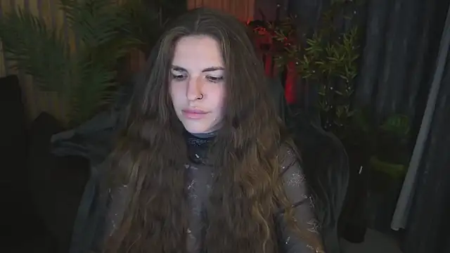 Snapshot of DanielaReign chatting on November 2025 06:40:01 PM DanielaReign online show from November 2025 06:40:01 PM