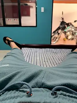 AlexanderBianchi2 online show from November 2025 01:09:02 PM