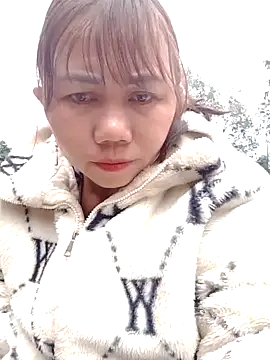 Snapshot of be-yeu chatting on November 2025 03:07:01 AM be-yeu online show from November 2025 03:07:01 AM