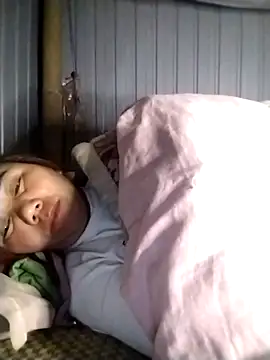 Snapshot of be-yeu chatting on November 2025 07:40:03 PM be-yeu online show from November 2025 07:40:03 PM