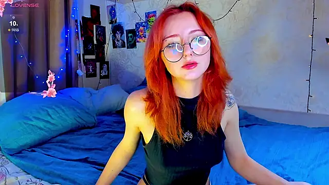 DragonflyLiza online show from December 2025 04:28:02 AM