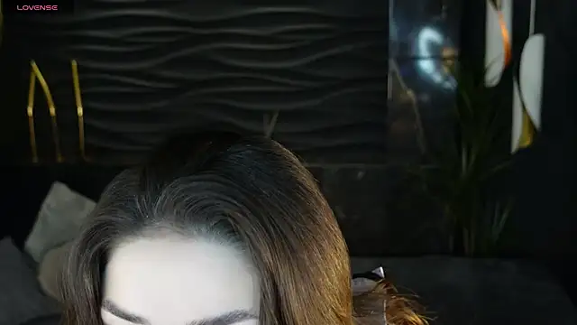 Snapshot of melanie_neal chatting on November 2025 09:04:01 PM melanie neal online show from November 2025 09:04:01 PM