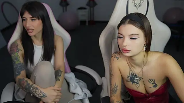 Mireya054 online show from December 2025 11:37:02 AM