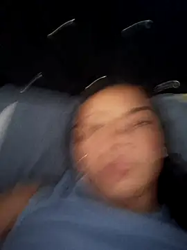 lapicarona18 online show from December 2025 05:53:01 PM