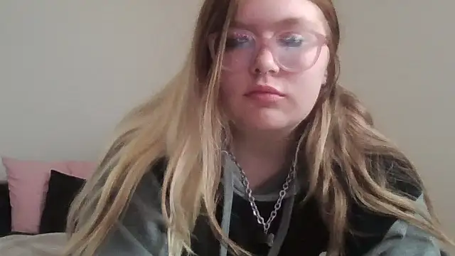 Snapshot of borderline_mutt chatting on November 2025 07:19:02 PM borderline mutt online show from November 2025 07:19:02 PM