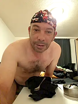 Snapshot of FrancescoLatino chatting on November 2025 01:50:01 AM FrancescoLatino online show from November 2025 01:50:01 AM