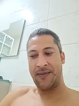 Arrombador20 online show from April 2026 04:57:01 AM