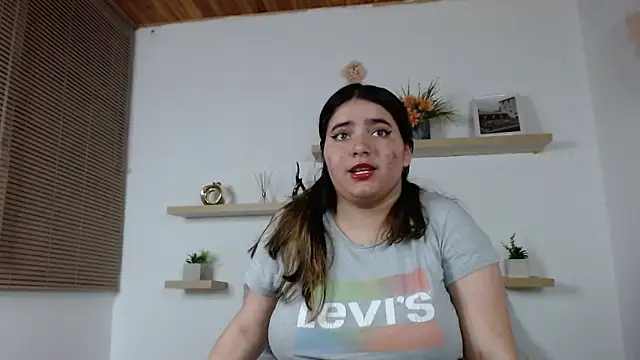 estrella gold online show from December 2025 02:51:02 AM