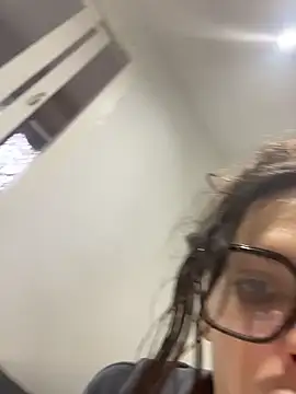 Snapshot of zowi101 chatting on December 2025 03:38:02 PM zowi101 online show from December 2025 03:38:02 PM