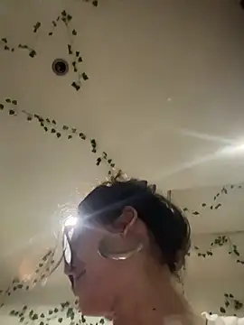 zowi101 online show from March 2026 11:55:02 PM