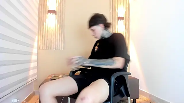 DANTE ARMSTRONG online show from November 2025 03:53:02 AM