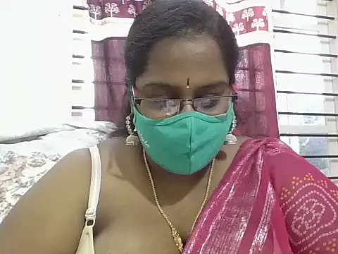 hootypriya online show from January 2026 12:11:01 PM