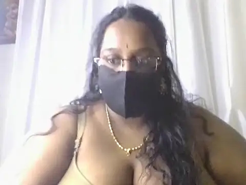 hootypriya online show from June 2026 07:36:02 PM