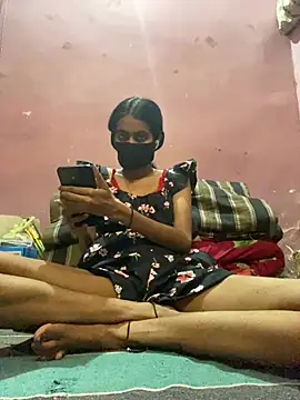 Snapshot of Thaper_Meera2 chatting on May 2026 08:10:02 AM Thaper Meera2 online show from May 2026 08:10:02 AM