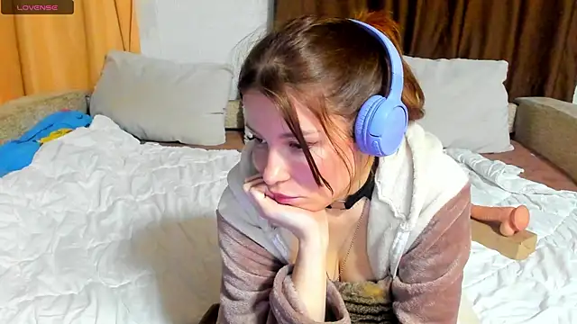 Eva purrr  online show from March 2026 08:59:01 PM