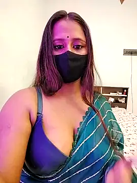 Snapshot of LoveLy-Soneya chatting on December 2025 03:16:02 PM LoveLy-Soneya online show from December 2025 03:16:02 PM