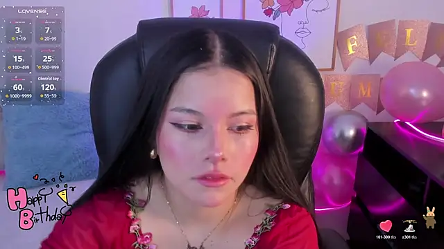 Snapshot of violettabond chatting on November 2025 12:59:02 PM violettabond online show from November 2025 12:59:02 PM