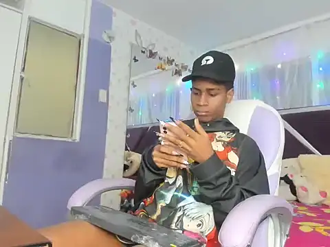 Santy bigcock 01 online show from November 2025 03:11:01 PM