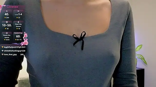 violetwluv online show from December 2025 08:45:01 AM